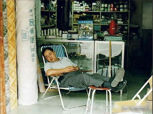 90年代,上海街边的五金建材商店,那个年代的个体户令人羡慕